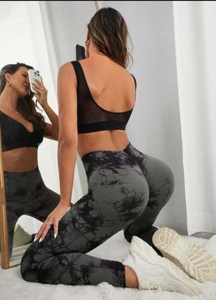 Бесшовные лосины различные виды