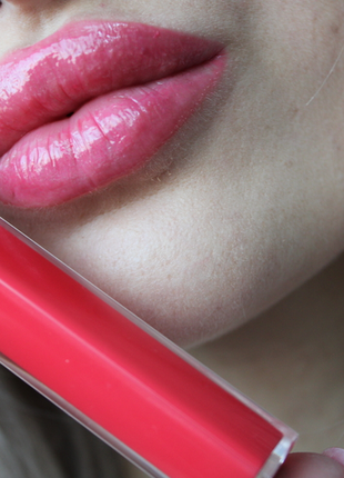 Зволожувальний блиск для губ chanel rouge coco gloss3 фото