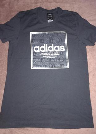 Футболка adidas