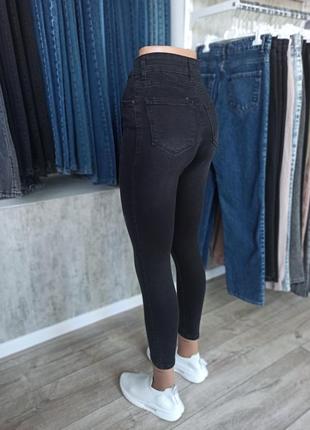 🔥супер ціна📍 чорні стрейчеві джинси скінни потерті2 фото