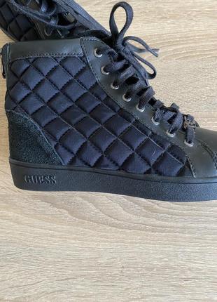 Снікерси guess gloria wedge