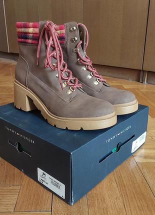 Женские ботинки tommy hilfiger