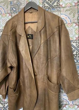 Крутая кожаная куртка vintage c&amp;a3 фото