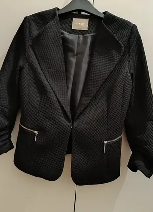 Жакет orsay xs - s / черный укороченный пиджак