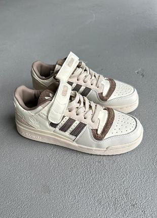 Женские кроссовки adidas basketball boots 473316 black shoes beige brown адидас форум бежевого с коричневым цветами
