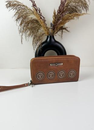 Женский кошелек из экокожи на две молнии с вышивкой ginger mary1 фото