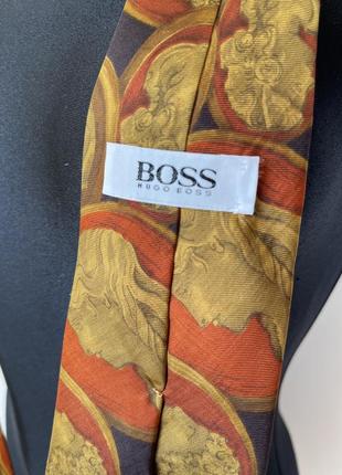 Boss hugo boss галстук шелковый с интересным принтом камеи греческие статуи аполлон монеты5 фото