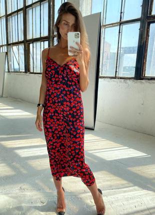 Шелковое платье-комбинация