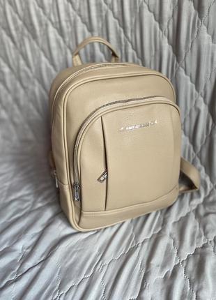 Бежевый, качественный, женский рюкзак4 фото