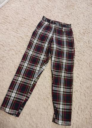 Брюки в клетку