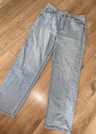 Стильные качественные джинсы1 фото