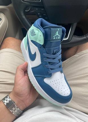 Женские кроссовки jordan retro 1 high люкс качество6 фото