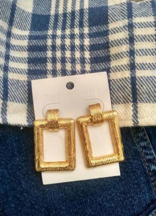 Жіночі сережки, золото колір. довжина 4,5 см