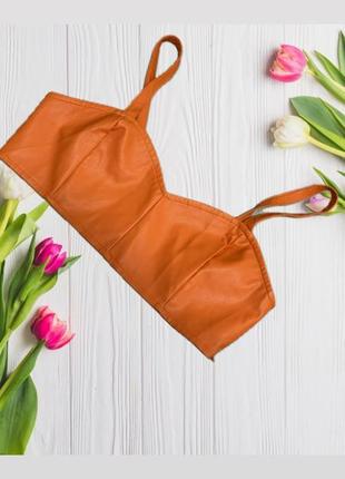 Жіночий топ еко-шкіра. оранжевий. розмір с-м. misspap