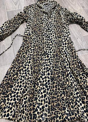 Вискозное платье рубашка в леопардовый принт2 фото