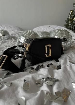 Женская сумка в стиле marc jacobs черная золотая сумочка черная10 фото