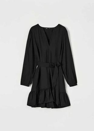 Мега крутое,черное платье