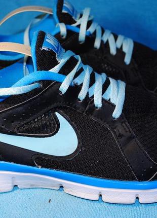 Кросівки nike 40 розмір 6