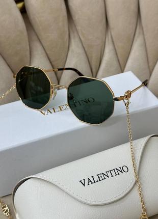 Очки в стиле valentino3 фото