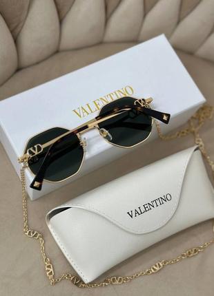 Очки в стиле valentino2 фото