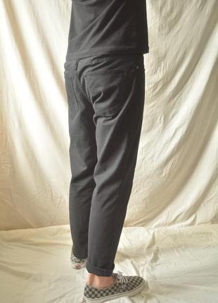 Лёгкие чёрные джинсы прямого кроя perry ellis2 фото