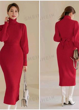 Красное вязаное платье с ремнем3 фото