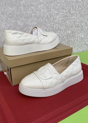 Лоферы женские