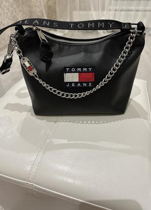 Продам сумку tommy hilfiger