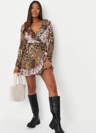 Нове шикарне плаття missguided