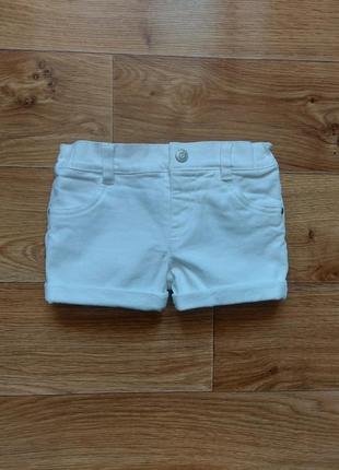 Красивые джинсовые шорты