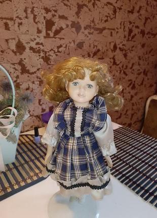 Керамическая винтажная кукла2 фото