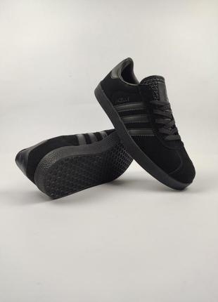 Adidas gazelle all black