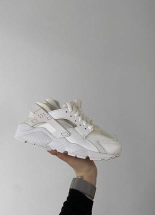 Кроссовки nike air huarache triple