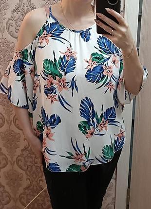 Очень красивая летняя блуза