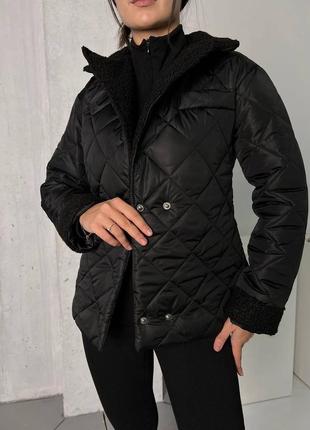 Куртка жіноча стьобана базова нарядна з поясом без капюшону приталена весняна демісезонна на весну чорна бежева коричнева біла батал6 фото