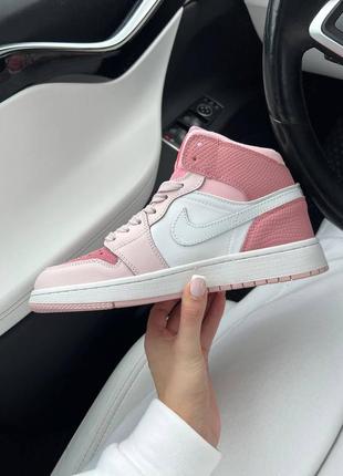 Женские кроссовки jordan retro 1 high люкс качество