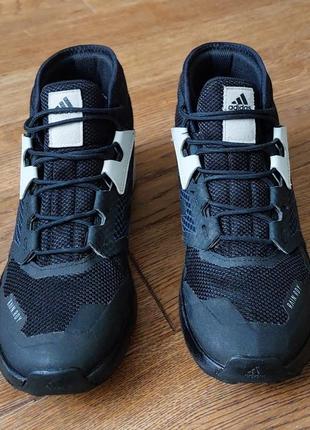 Adidas terrex демисезонные ботинки,хайтопы р.37,5(24 см)