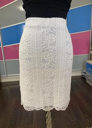Белая романтичная юбка