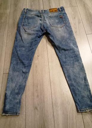 Молодіжні джинси з дирками2 фото