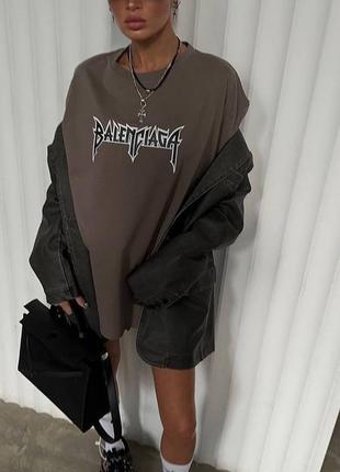 Футболка в стиле balenciaga шоколад коттон удлиненная