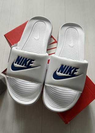 Тапки nike