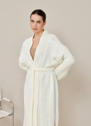 Вязаный теплый кардиган с поясом шерсть