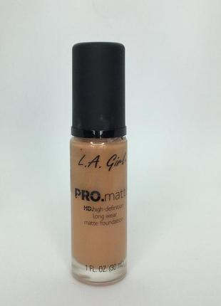 Тональна основа натуральний відтінок l.a. girl (pro matte hd foundation natural) 30 мл