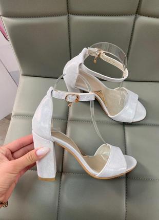 Босоніжки з італійської шкіри шкіряні босоніжки кожані2 фото