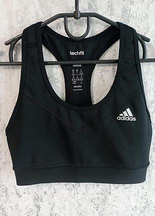 Топ adidas.