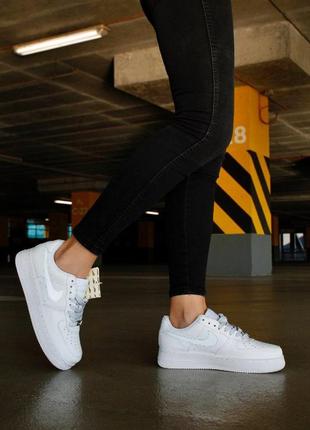 Кроссовки женские nike air force 1 reflective white1 фото