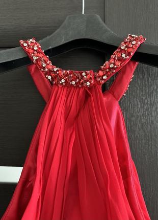 Вечернее платье насыщенного красного цвета4 фото