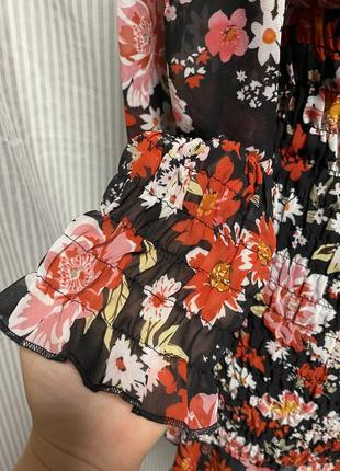 Жіноча сукня в квітковий принт quiz5 фото