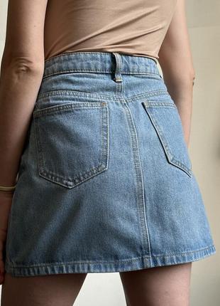 Джинсовая голубая юбка мини юбка на талии xs5 фото