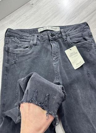 Джинсы с крутым низом denim co